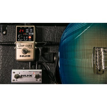 Pédale looper et boîte à rythmes Nuxavec pédalier 2 voies
