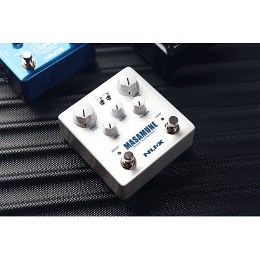 Booster et compresseur Nux guitare à routage interne