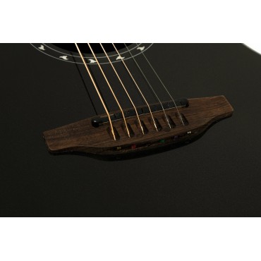 Guitare Ovation électro-acoustique Pro Series Ultra Mid-Depth Non-Cutaway Pitch Black